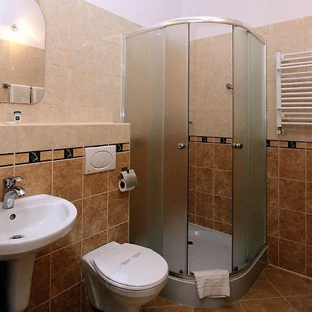 Hotel Gromada 3*