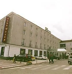 格罗马达酒店 3*