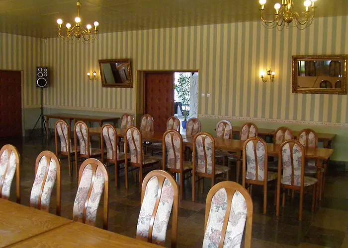 格罗马达酒店 3* 科沙林