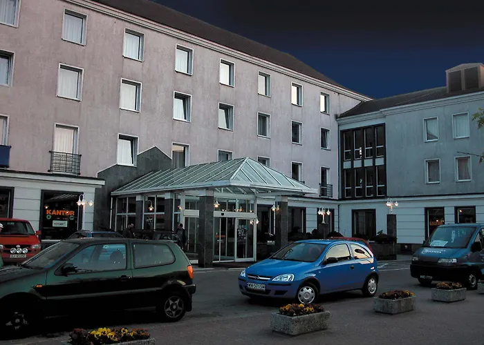 格罗马达酒店 3*